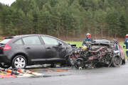 Imagen de una intervención delos bomberos en un accidente de tráfico.-G. González