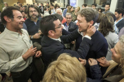 Decenas de afiliados y simpatizantes del PPse concentraron en el Fórum Evolución para dar su apoyo a Lacalle.-SANTI OTERO
