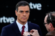 Sánchez se prepara para comenzar el debate.-