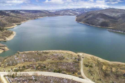 Los dos pantanos de la zona este de la provincia se encuentran completamente llenos, por lo que las reservas de agua para esta campaña están prácticamente aseguradas.-ISRAEL L. MURILLO