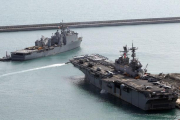 Vehículos militares estadounidenses en las maniobras conjuntas con Corea del Sur.-AP