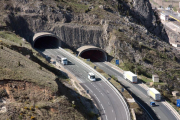 La autopista AP-1 cuenta con tercer carril en los puntos más complicados, como por ejemplo los túneles de Pancorbo.-G. G.