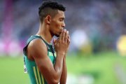 Van Niekerk, en las semifinales del domingo de 400 metros.-GETTY IMAGES / ALEXANDER HASSENSTEIN