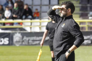 Fernando Estévez dirigirá en Valdebebas su segundo encuentro como entrenador del Burgos CF.-Santi Otero