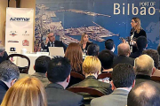 Cuarenta empresas participaron ayer en la reunión organizada por Uniport y Asemar.-ECB