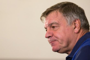 Sam Allardyce filmado negociando una comisión o soborno de 400,000 libras.-THE TELEGRAPH