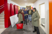 La visita a las nuevas instalaciones del colegio Antonio Machado permitió comprobar que las obras están  a punto de finalizar.-ISRAEL L. MURILLO