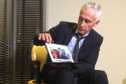 El periodista de Univisión Jorge Ramos confirmó que estuvo retenido con su equipo durante más de dos horas.-AP