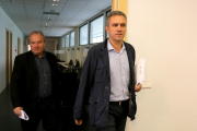 El portavoz del Grupo Parlamentario Socialista en la Comisión de Investigación de la Trama Eólica, Javier Izquierdo, y el portavoz de Hacienda de la formación, José Francisco Martín, analizan la actualidad respecto a la trama eólica-ICAL