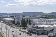 Vista aérea de un sector del polígono de Villalonquéjar. ECB