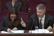 El abogado de Junqueras,  Andreu Van den Eynde, en el Supremo.-EL PERIÓDICO