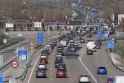 Imagen de la entrada del entorno del peaje de la autopista AP-1 en Castañares-RAÚL OCHOA