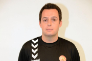 El entrenador del Villa de Aranda, Jacobo Cuétara-Alberto Calvo