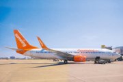 Un Boeing 737-800 de la compañía Sunwing Airlines, en una imagen de archivo.-SUNWINGS AIRLINES / MARK KING
