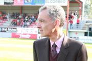 Carlos Terrazas, entrenador del Mirandés.-JOSÉ ESTEBAN EGURROLA