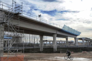 Viaducto sobre el Arlanzón que conectará el túnel de Estépar con el tramó de Villalonquéjar.-Israel L. Murillo