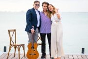 El Puma incluye a sus médicos y a su familia en el vídeo del tema ’Agradecido’.-OMAR CHARCOUSSE / AGTELIVE