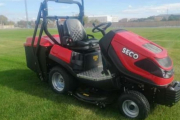 Imagen del tractor que ha comprado la Concejalía de Deportes de Aranda