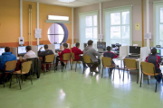 La sala de nuevas tecnologías del Espacio Joven es una de las más demandas.-SANTI OTERO
