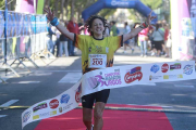 Rebeca Ruiz cruza la línea de meta en 2017.-RAÚL OCHOA