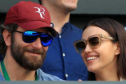 Bradley Cooper e Irina Shayk, el año pasado en Wimbledon.-JOHN WALTON