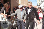 Jesús Calleja, en la inaguración del cine Kursaal, en el programa Volando voy, sobre la Serra del Montsec.-EL PERIÓDICO