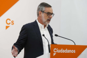 El secretario general de Ciudadanos, José Manuel Villegas durante la rueda de prensa que ofrecio hoy en la sede de su formacion para analizar la actualidad de una semana.-PACO CAMPOS (EFE)