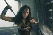 La actriz Gal Gadot en la primer película de la saga Wonder Woman (2017)-/ AP / CLAY ENOS