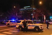 La policía de Chicago resguarda la zona donde se dio un tiroteo.-EFE