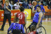 Lance de un partido de esta temporada. SANTI OTERO