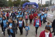 La marcha de 1.500 metros fue la que abrió la prueba y contó con un buen número de participantes.-SANTI OTERO