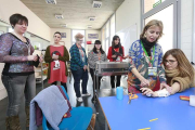 Taller celebrado en la vivienda adaptada que la UBU tiene en la Facultad de Humanidades.-RAÚL G. OCHOA