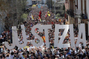Una vista general de la manifestación de este domingo en el municipio navarro de Alsasua.-EFE / VILLAR LÓPEZ