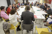 El alcalde presidió ayer, en el Cívico de San Juan, el Consejo Sectorial de Personas con Discapacidad.-SANTI OTERO