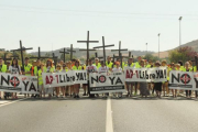 Cientos de personas se manifiestan para reclamar la liberalización de la AP-1 y para recordar al último fallecido-G. G.
