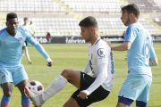 Machuca puede convertirse en una de las novedades en el choque ante el Celta de Vigo B.-SANTI OTERO