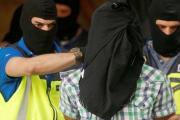 Un detenido por yihadismo en Madrid, en una imagen del pasado junio.-REUTERS / JUAN MEDINA