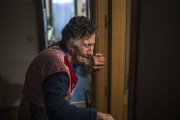 Carmen Martínez Ayuso llorando durante su desahucio.-AP