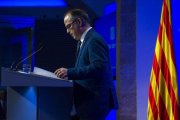 Apunta que el referéndum se hará pese a que el Gobierno es capaz de todo; incluidas detenciones de conseller.-JORDI COTRINA