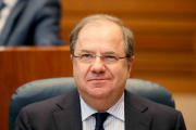 Juan Vicente Herrera en el pleno de investidura del candidato a la Presidencia de la Junta de Castilla y León-Ical