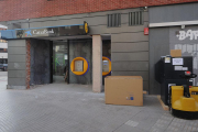 Imagen de la oficina de Caixabank que se transformará en un ‘Store’.-SANTI OTERO