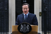 David Cameron, en la puerta de Downing Street.-JUSTIN TALLIS