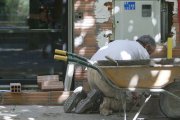 La construcción ha bajado en un 1,21% su cifra de desempleo al abonar esta situación 32 personas.-RAÚL G. OCHOA
