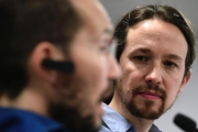 Pablo Iglesias y Pablo Echenique durante una rueda de prensa en la sede de Podemos, el pasado 18 de marzo.-AFP