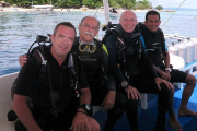 El equipo de buceo del grupo Livingstone Drivers, Nicolás, Mariano, Francisco y Julius.-ECB