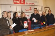 La diputada nacional y candidata a las Elecciones Generales Mar Rominguera y el senador y candidato José Fernández, praticipan en la presentación del Manifiesto a favor de una nueva política para las Zonas Rurales de Zamora-Ical