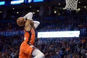 Russell Westbrook no pudo sumar su octavo triple-doble consecutivo ante los Celtics.-MARK D SMITH