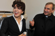 Vallejo Balda (derecha) junto a Chaouqui, el 15 de enero del 2014, en el Vaticano.-AFP / UMBERTO PIZZI