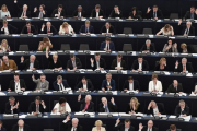 El pleno del Parlamento Europeo vota en la sesión de hoy miércoles.-AFP / FREDERICK FLORIN