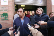 El presidente de Asaja, Santiago Carretón, comparece ante los medios. A su lado, Jaime Mateu.-RAÚL G. OCHOA